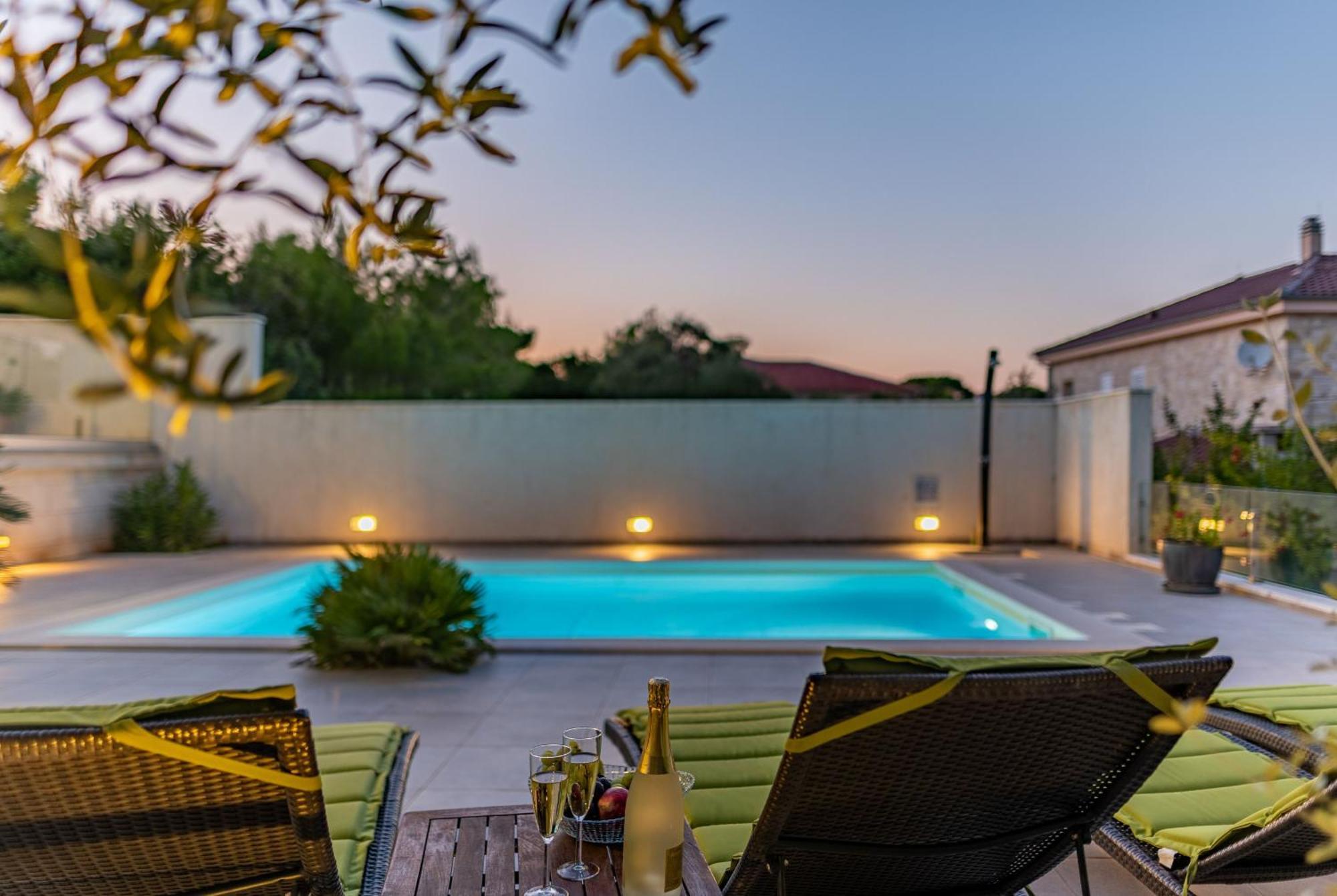 Villa Tatijana Zadarvillas ククリカ エクステリア 写真